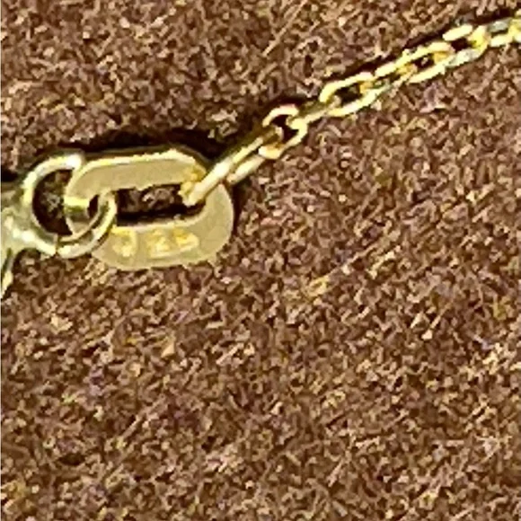 Elegant Gold Bracelet 18 k